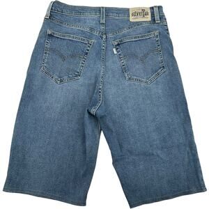 Women's Levi's Silver Tab Medium Wash Blue Denim Jean Bermuda Baggy Shorts Sz 30